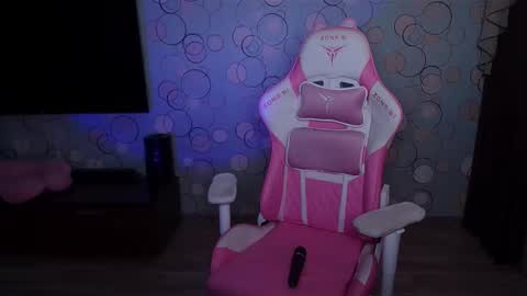   Yasmina   online show from March 2026 04:08:01 AM