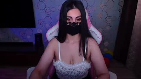   Yasmina   online show from April 2026 04:56:01 AM