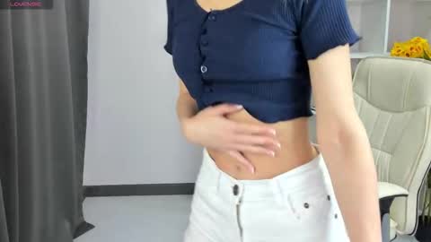 Ashley online show from October 2025 04:18:02 AM