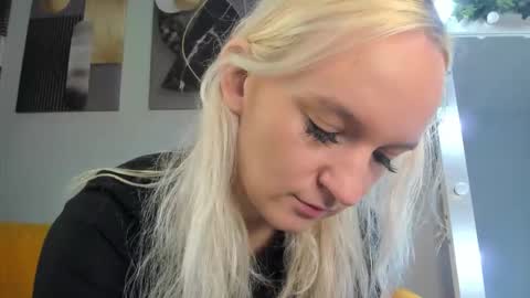 Ashley online show from December 2025 08:34:01 AM