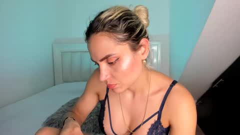 ashley_blair online show from December 2024 10:45:01 PM