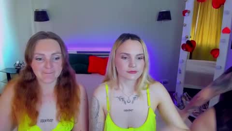 Snapshot of ashley_crashly chatting on May 2026 07:58:01 AM Alina online show from May 2026 07:58:01 AM