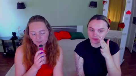Snapshot of ashley_crashly chatting on June 2026 07:54:02 AM Alina online show from June 2026 07:54:02 AM