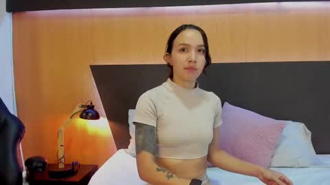 Snapshot of ashley_mendez chatting on February 2025 12:03:01 AM Ash online show from February 2025 12:03:01 AM