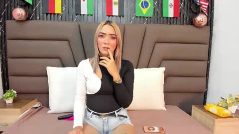 ashley_miller26 online show from June 2026 09:41:01 AM