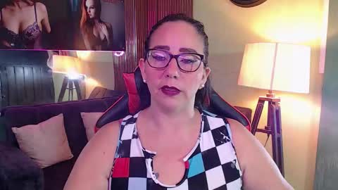 Snapshot of ashley_prg2 chatting on September 2025 04:38:01 AM Ashley online show from September 2025 04:38:01 AM