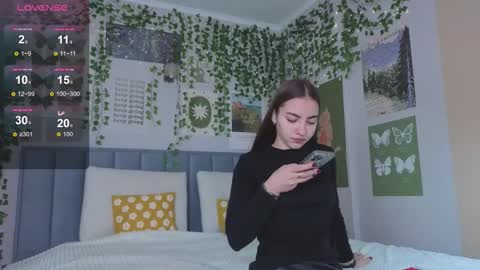 Ashle online show from September 2025 04:03:02 AM