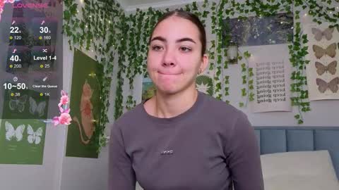 Ashle online show from December 2025 04:07:01 AM