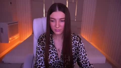 ashleybaee online show from November 2025 02:05:04 PM