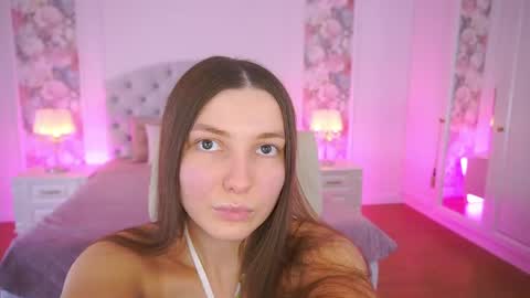 ashleybaee online show from April 2026 12:19:02 PM