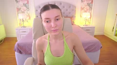 ashleybaee online show from May 2026 11:07:01 AM