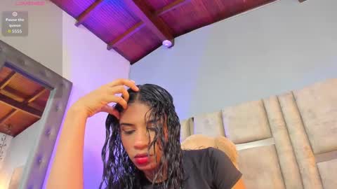 Snapshot of ashleyhiil2 chatting on September 2025 03:52:02 AM AshleyHill online show from September 2025 03:52:02 AM