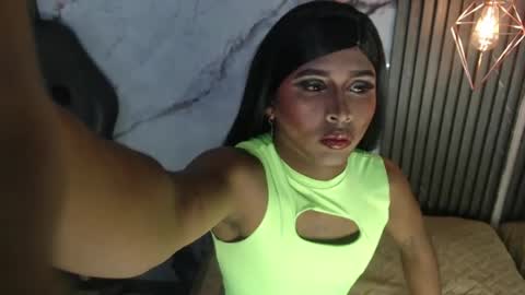 Snapshot of ashleysofiathenison chatting on June 2026 04:20:01 AM ashleysofiathenison online show from June 2026 04:20:01 AM