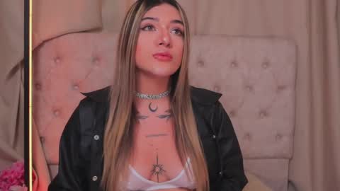 Ashley Lauren online show from February 2025 03:55:02 AM