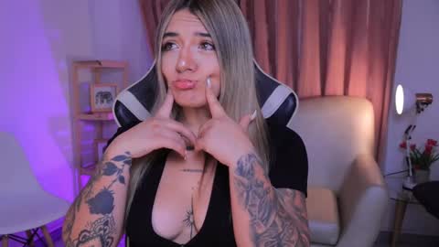 Ashley Lauren online show from September 2025 04:14:01 AM