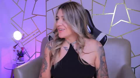 Ashley Lauren online show from September 2025 04:38:02 AM