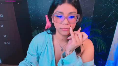 Ashleyy18   online show from November 2025 10:32:01 PM