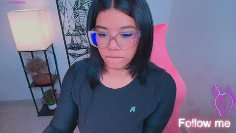 Ashleyy18   online show from April 2026 11:17:01 PM