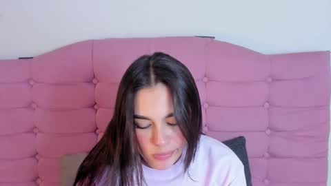 kylie online show from November 2025 02:00:01 AM