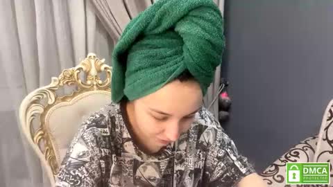 Snapshot of ashliebulson chatting on March 2026 07:10:02 PM Anna online show from March 2026 07:10:02 PM