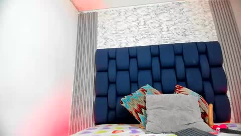 ashlybenison online show from February 2025 04:58:01 AM