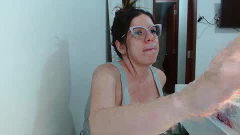 AshlyMoon online show from May 2026 01:57:16 AM