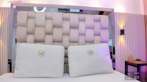 ashlyn online show from March 2025 11:04:02 PM