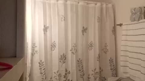 ashlynn5716 online show from November 2025 08:28:02 AM