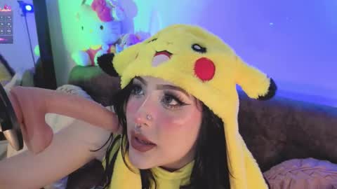 Ash  online show from March 2026 07:11:01 PM