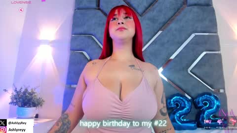 Snapshot of ashlyrey_1 chatting on January 2025 07:45:01 PM Ashly online show from January 2025 07:45:01 PM