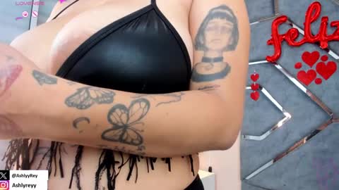 Snapshot of ashlyrey_1 chatting on February 2025 10:26:02 PM Ashly online show from February 2025 10:26:02 PM