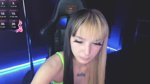 Mila online show from January 2025 02:43:01 AM