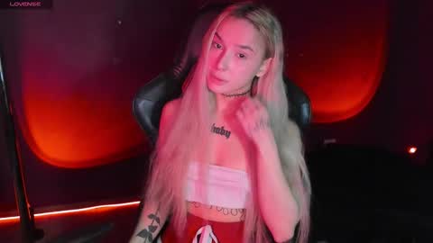 Mila online show from September 2025 08:09:02 AM