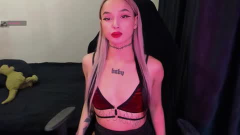 Mila online show from February 2026 05:14:01 AM