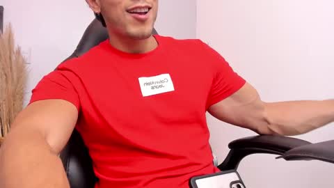 my name real is camilo online show from February 2025 08:53:01 PM