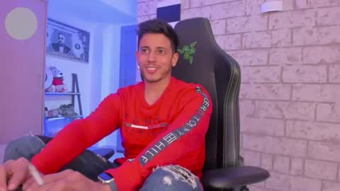 Snapshot of ashton_coleman_ chatting on June 2026 03:35:02 AM my name real is camilo online show from June 2026 03:35:02 AM