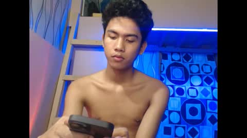 asian_ainsley69 online show from October 2025 05:03:02 PM