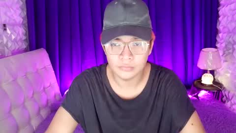Snapshot of asian_blakefoster chatting on April 2026 08:53:01 AM asian_blakefoster online show from April 2026 08:53:01 AM