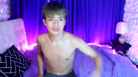 Snapshot of asian_blakefoster chatting on May 2026 11:57:01 PM asian_blakefoster online show from May 2026 11:57:01 PM