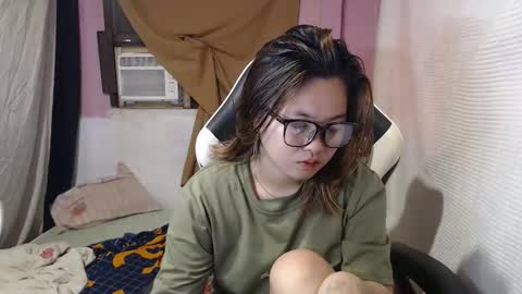 Snapshot of asian_honey69 chatting on September 2025 11:17:02 PM bb girl online show from September 2025 11:17:02 PM