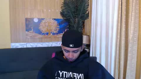 Snapshot of asian_hugedickx chatting on February 2026 02:04:02 AM asian_hugedickx online show from February 2026 02:04:02 AM