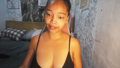 Snapshot of asian_janeth chatting on April 2026 11:24:02 PM im janeth single mom online show from April 2026 11:24:02 PM