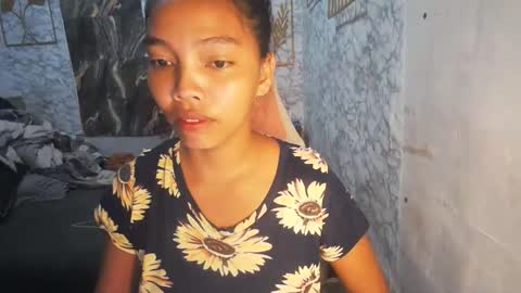 Snapshot of asian_janeth chatting on April 2026 11:44:02 PM im janeth single mom online show from April 2026 11:44:02 PM