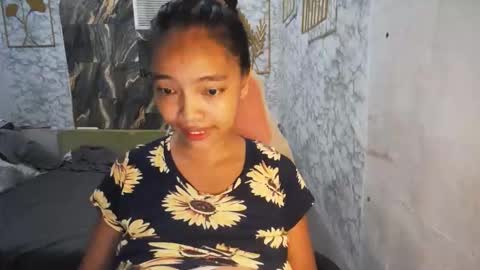Snapshot of asian_janeth chatting on May 2026 12:05:01 AM im janeth single mom online show from May 2026 12:05:01 AM