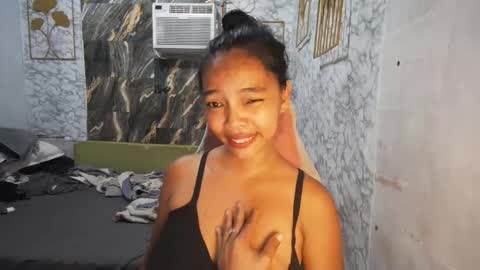 Snapshot of asian_janeth chatting on May 2026 10:40:02 PM im janeth single mom online show from May 2026 10:40:02 PM