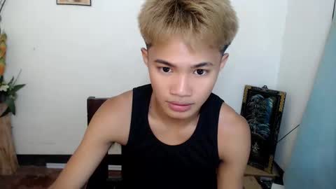 Snapshot of asian_lover05 chatting on September 2025 04:20:01 PM asian_lover05 online show from September 2025 04:20:01 PM