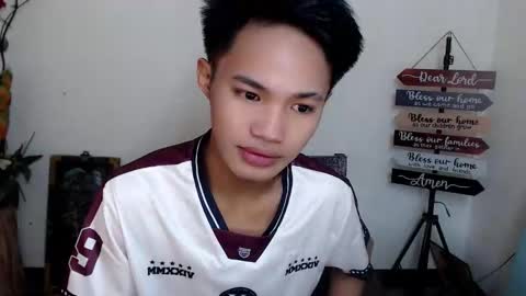 Snapshot of asian_lover05 chatting on October 2025 04:29:02 PM asian_lover05 online show from October 2025 04:29:02 PM