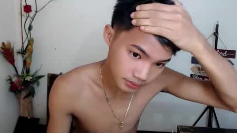 asian_lover05 online show from October 2025 09:52:01 PM