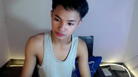 asian_lover05 online show from March 2026 04:56:02 PM