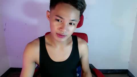 Snapshot of asian_lover05 chatting on June 2026 12:07:02 PM asian_lover05 online show from June 2026 12:07:02 PM